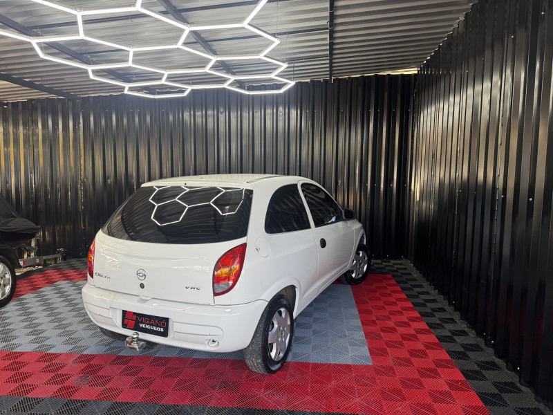 CELTA 1.0 MPFI VHC PIQUET 8V GASOLINA 2P MANUAL - 2003 - CAXIAS DO SUL