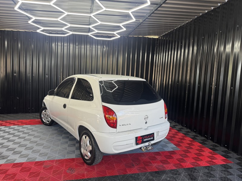 CELTA 1.0 MPFI VHC PIQUET 8V GASOLINA 2P MANUAL - 2003 - CAXIAS DO SUL