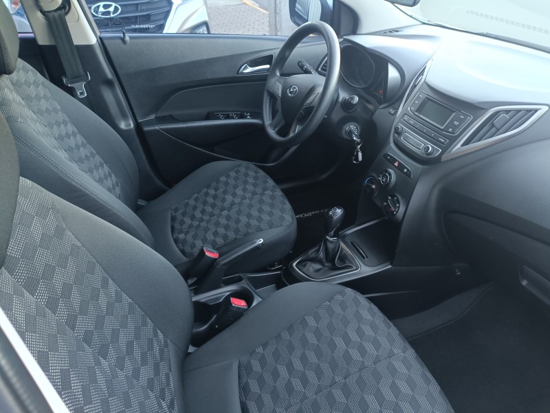 HB20 1.6 COMFORT 16V FLEX 4P MANUAL - 2016 - BOM PRINCíPIO