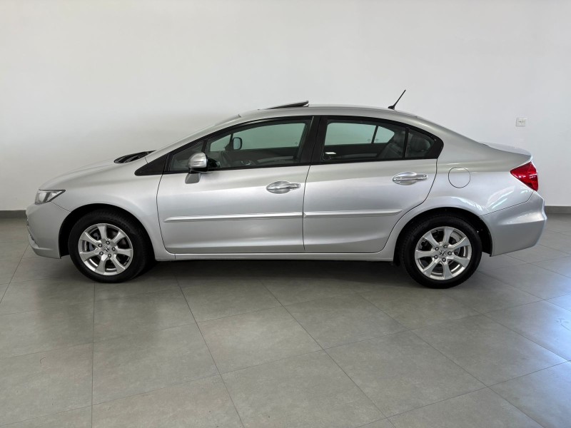 CIVIC 2.0 EXR 16V FLEX 4P AUTOMÁTICO - 2014 - FARROUPILHA