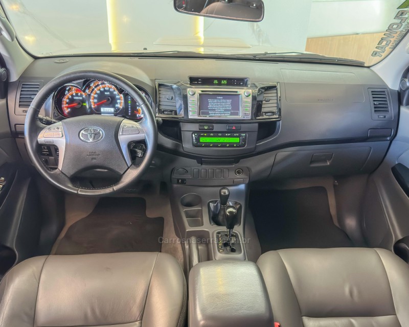 HILUX 3.0 SRV 4X4 CD 16V TURBO INTERCOOLER DIESEL 4P AUTOMÁTICO - 2014 - GARIBALDI