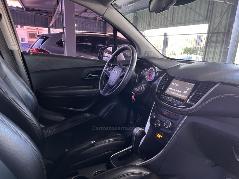 TRACKER 1.4 16V TURBO FLEX LT AUTOMÁTICO - 2018 - BOM PRINCíPIO