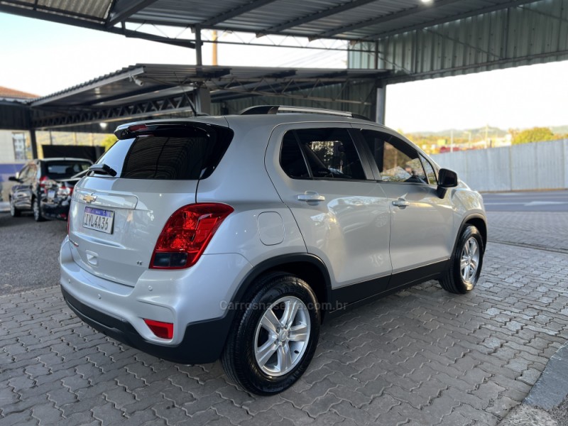 TRACKER 1.4 16V TURBO FLEX LT AUTOMÁTICO - 2018 - BOM PRINCíPIO