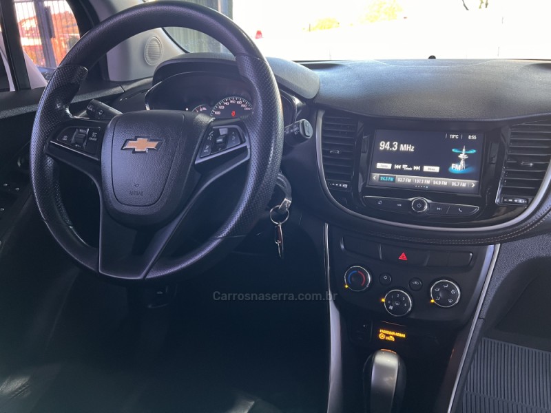 TRACKER 1.4 16V TURBO FLEX LT AUTOMÁTICO - 2018 - BOM PRINCíPIO