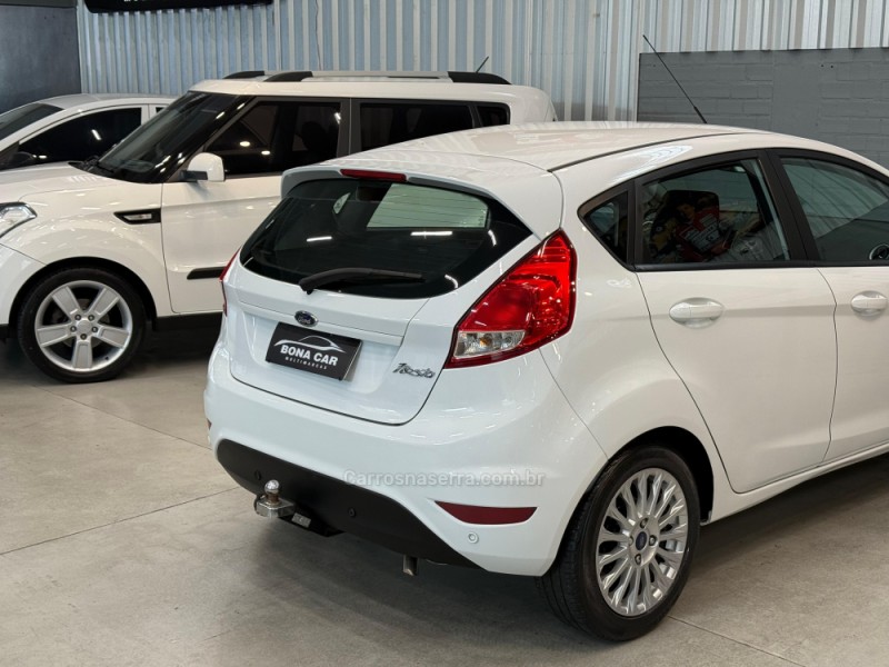 FIESTA 1.6 SEL HATCH 16V FLEX 4P MANUAL - 2017 - CAXIAS DO SUL