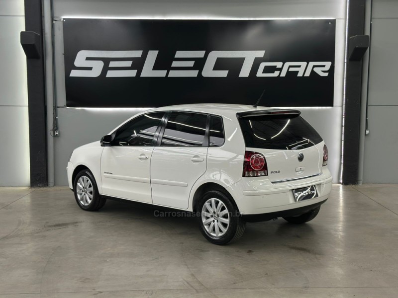 POLO 1.6 MI SPORTLINE 8V FLEX 4P MANUAL - 2011 - NOVO HAMBURGO