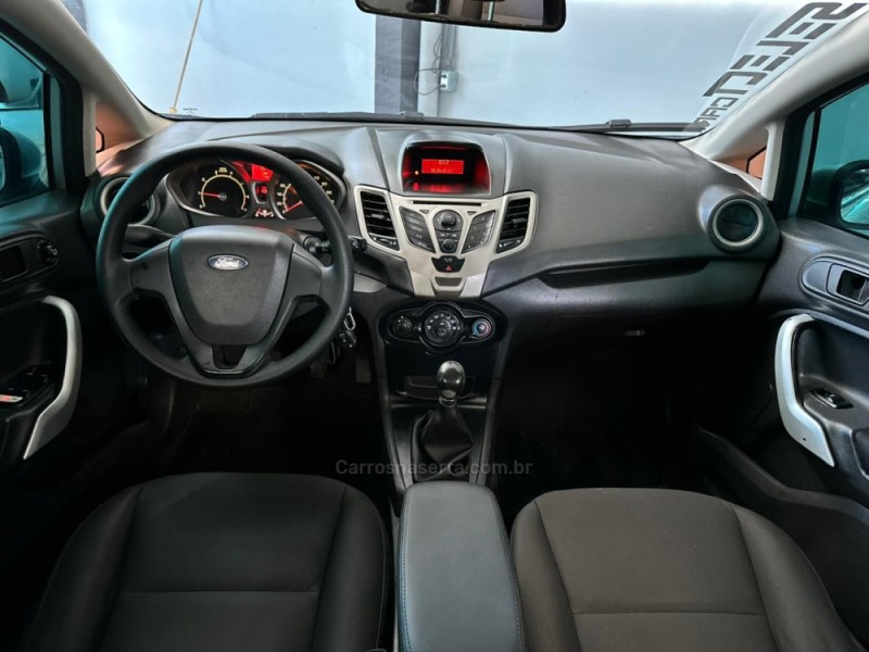 FIESTA 1.6 SE SEDAN 16V FLEX 4P MANUAL - 2011 - NOVO HAMBURGO