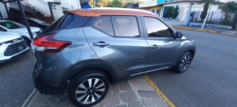 KICKS 1.6 16V FLEX SL 4P XTRONIC - 2017 - PICADA CAFé