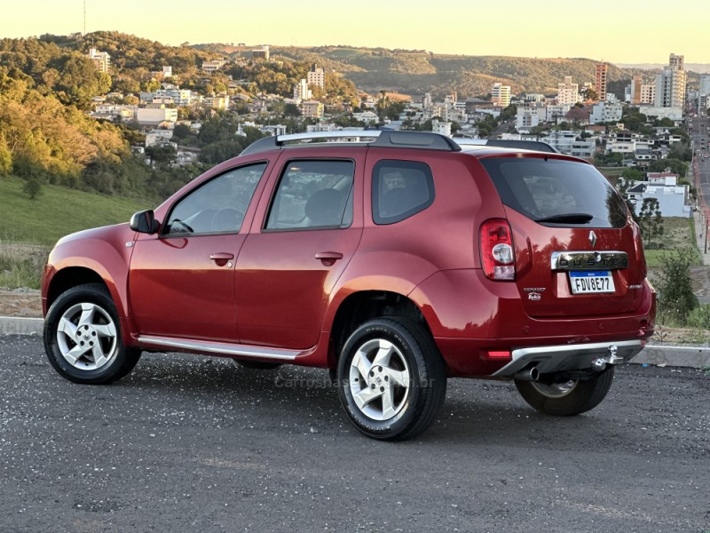 DUSTER 2.0 DYNAMIQUE 4X2 16V FLEX 4P AUTOMÁTICO - 2013 - CAXIAS DO SUL