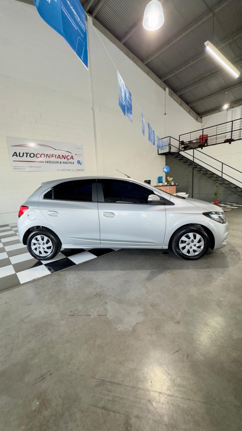 ONIX 1.0 MPFI JOY 8V FLEX 4P MANUAL - 2019 - MONTENEGRO
