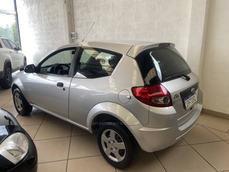 KA 1.0 I 8V GASOLINA 2P MANUAL - 2009 - NOVA PRATA
