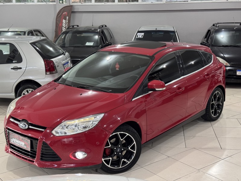 focus 2.0 titanium plus hatch 16v flex 4p auto 2014 caxias do sul