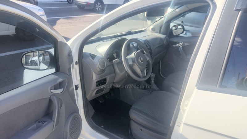 PALIO 1.4 EVO ATTRACTIVE ITALIA 8V FLEX 5P MANUAL - 2013 - CAXIAS DO SUL