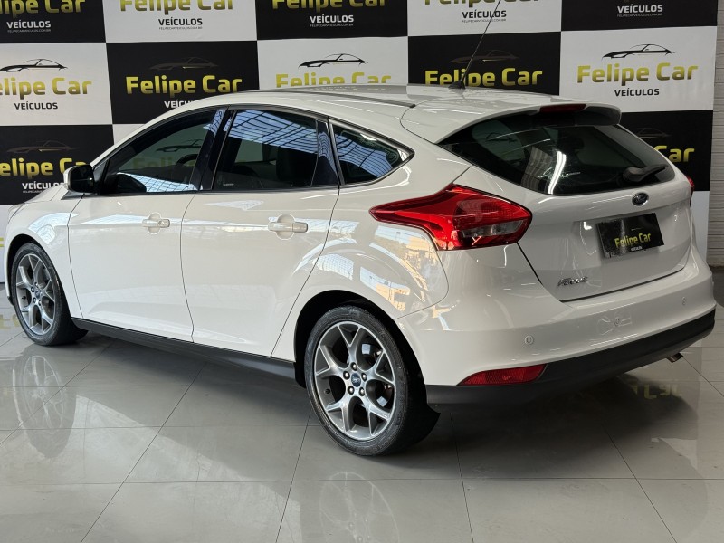 FOCUS 2.0 HC 16V FLEX 4P AUTOMÁTICO  - 2016 - CAXIAS DO SUL