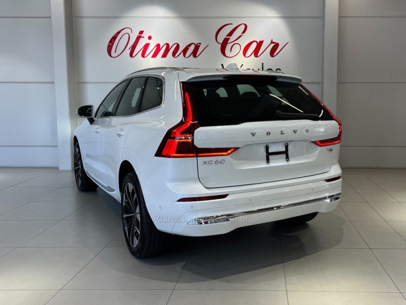 XC60 2.0 T8 RECHARGE ULTRA AWD HIBRIDO 4P AUTOMÁTICO - 2026 - FLORES DA CUNHA