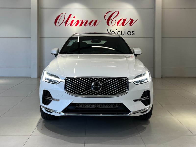 XC60 2.0 T8 RECHARGE ULTRA AWD HIBRIDO 4P AUTOMÁTICO - 2026 - FLORES DA CUNHA