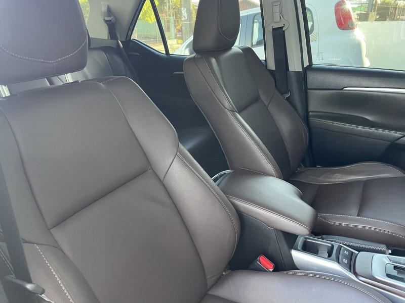 HILUX SW4 2.8 SRX 4X4 16V TURBO INTERCOOLER DIESEL 4P AUTOMÁTICO - 2017 - CAXIAS DO SUL