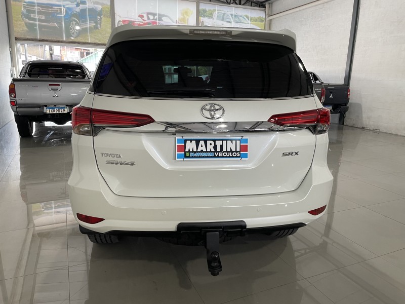HILUX SW4 2.8 SRX 4X4 16V TURBO INTERCOOLER DIESEL 4P AUTOMÁTICO - 2017 - CAXIAS DO SUL