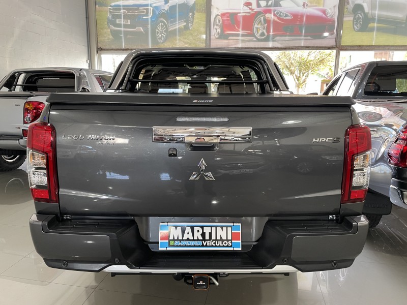 L200 TRITON 2.4 HPE-S SPORT 4X4 CD 16V DIESEL 4P AUTOMÁTICO - 2024 - CAXIAS DO SUL