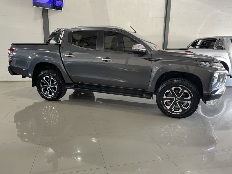 L200 TRITON 2.4 HPE-S SPORT 4X4 CD 16V DIESEL 4P AUTOMÁTICO - 2024 - CAXIAS DO SUL