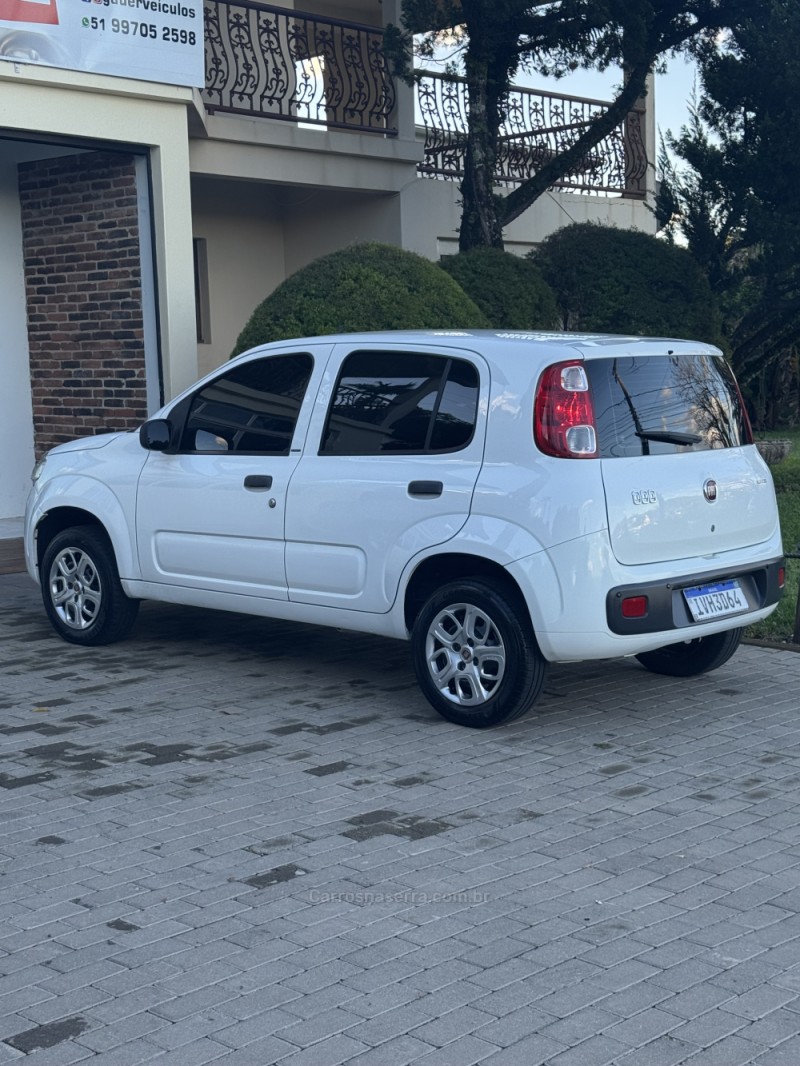 UNO 1.0 EVO VIVACE 8V FLEX 4P MANUAL - 2014 - ENCANTADO