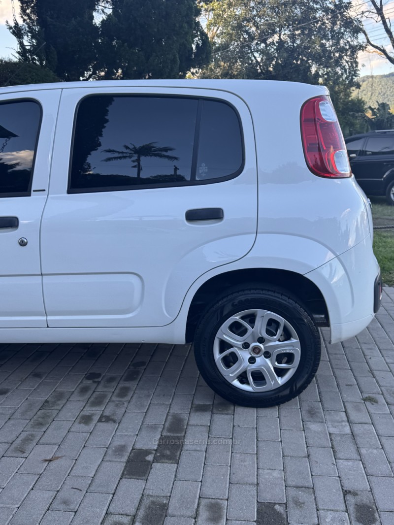 UNO 1.0 EVO VIVACE 8V FLEX 4P MANUAL - 2014 - ENCANTADO