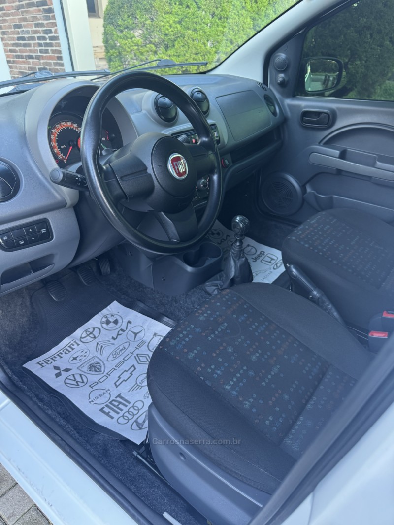 UNO 1.0 EVO VIVACE 8V FLEX 4P MANUAL - 2014 - ENCANTADO