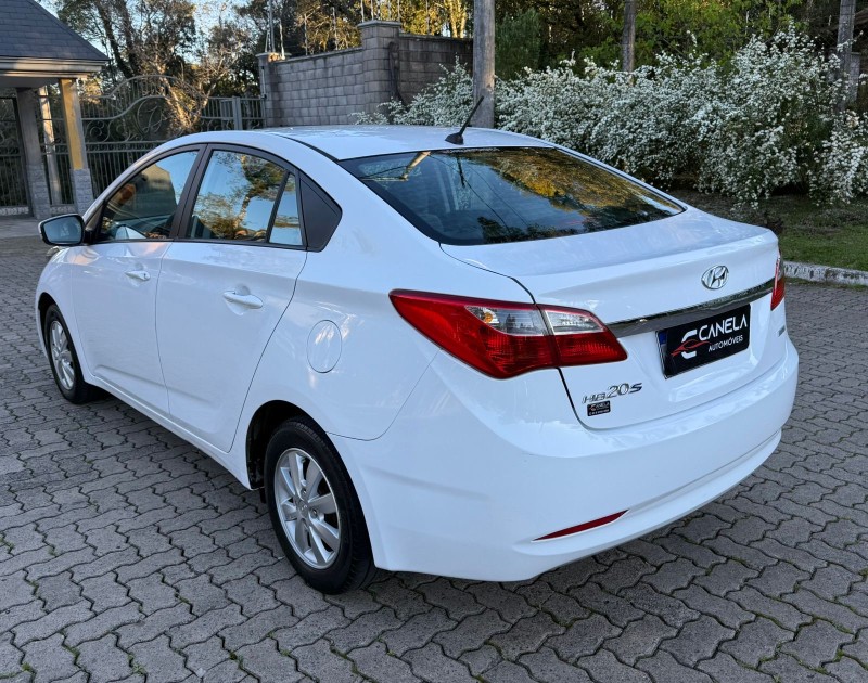 HB20S 1.0 COMFORT 12V FLEX 4P MANUAL - 2015 - CANELA