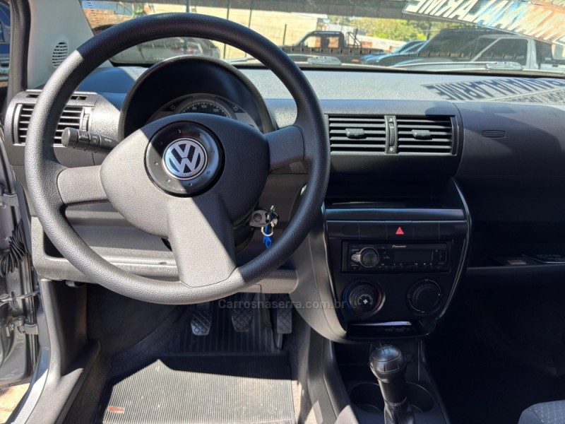 FOX 1.0 MI 8V FLEX 4P MANUAL - 2007 - CANELA