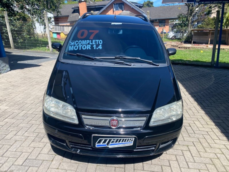 IDEA 1.4 MPI ELX 8V FLEX 4P MANUAL - 2007 - CANELA