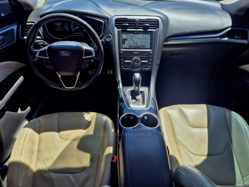 FUSION 2.0 TITANIUM PLUS AWD 16V GASOLINA 4P AUTOMÁTICO - 2016 - FARROUPILHA