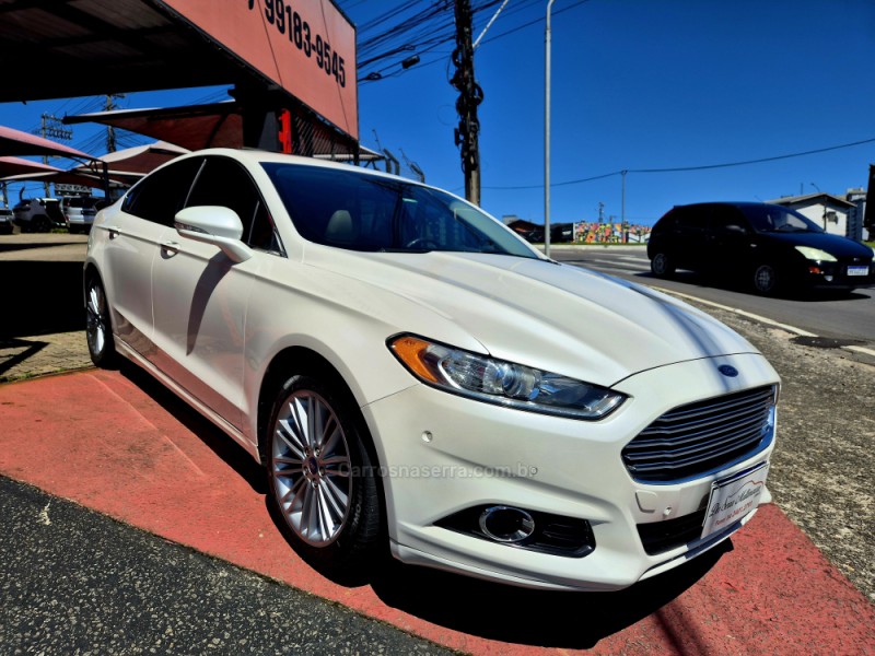 FUSION 2.0 TITANIUM PLUS AWD 16V GASOLINA 4P AUTOMÁTICO - 2016 - FARROUPILHA