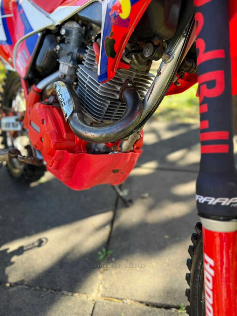 CRF 230F  - 2016 - BROCHIER