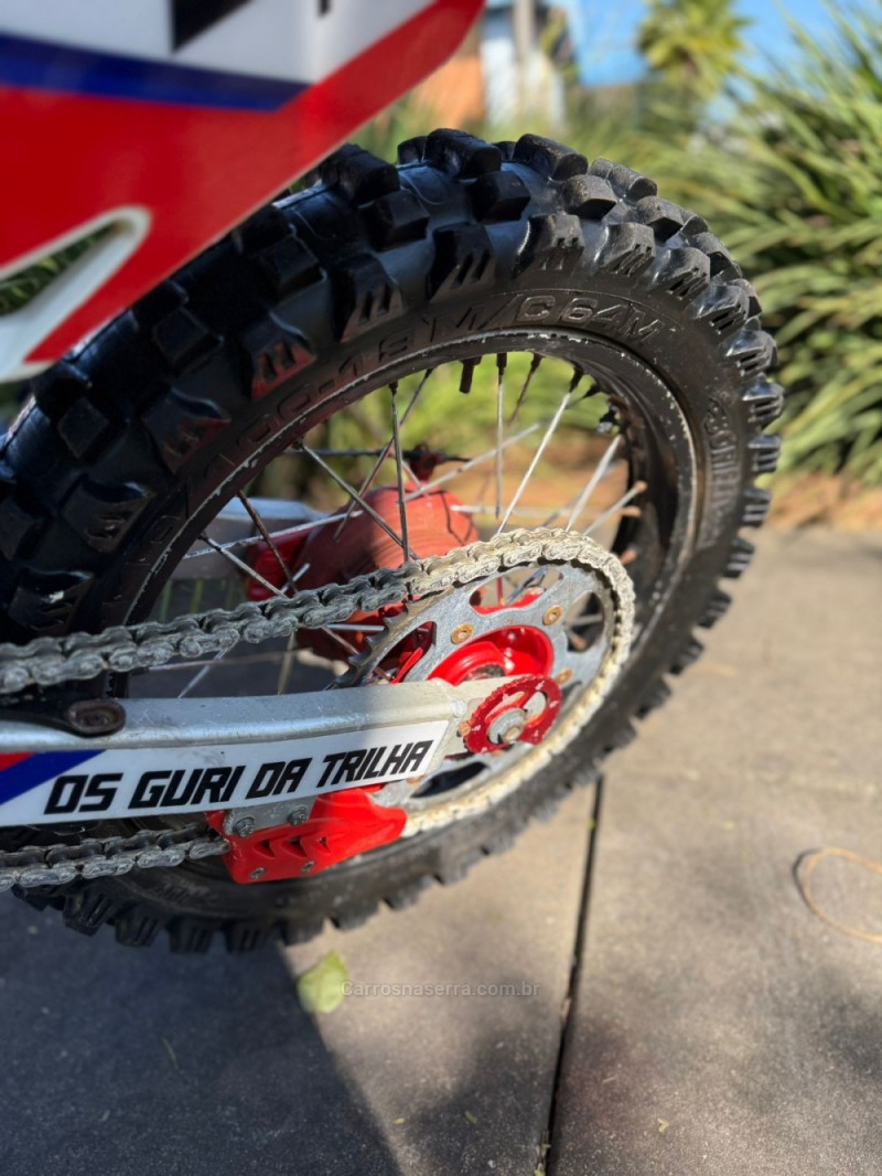 CRF 230F  - 2016 - BROCHIER