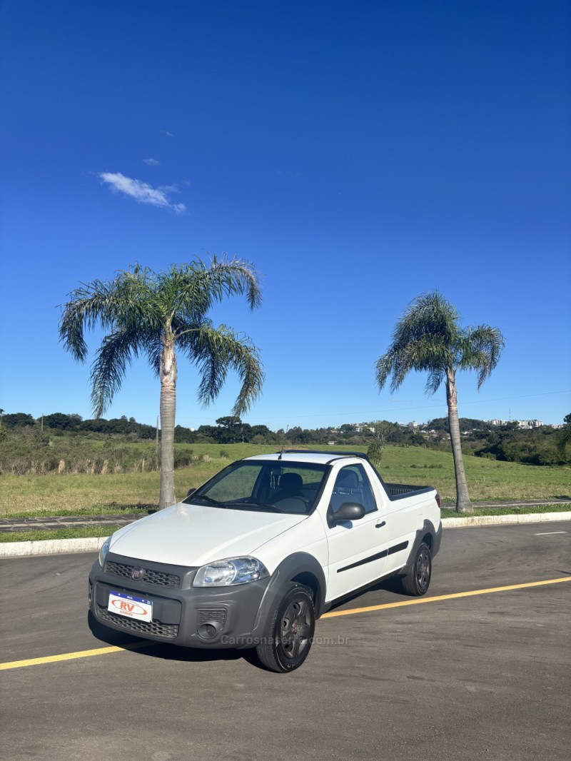 STRADA 1.4 MPI WORKING CS 8V FLEX 2P MANUAL