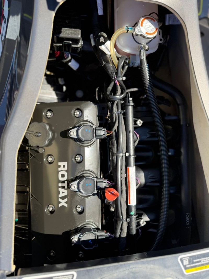 JET SKI RXP-X 300 - 2023 - BROCHIER