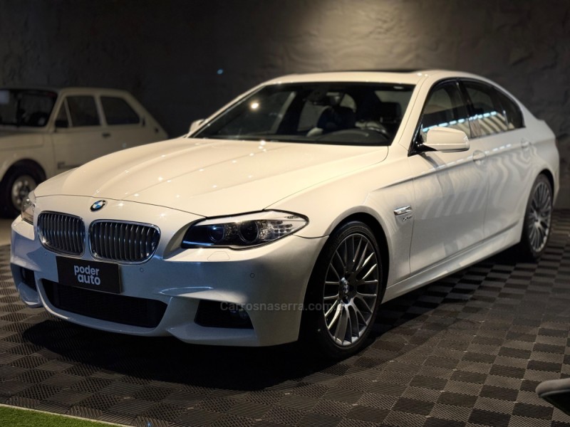 550I 4.4 SEDAN V8 32V GASOLINA 4P AUTOMÁTICO - 2011 - FARROUPILHA