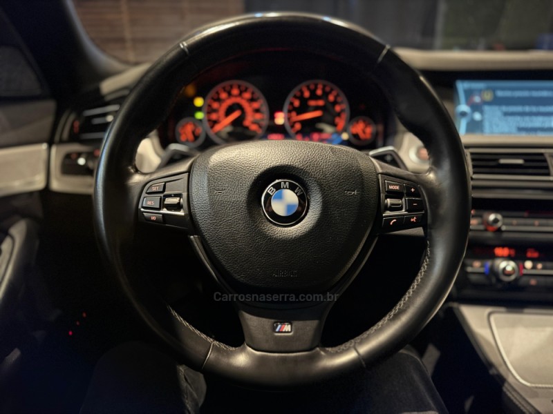 550I 4.4 SEDAN V8 32V GASOLINA 4P AUTOMÁTICO - 2011 - FARROUPILHA
