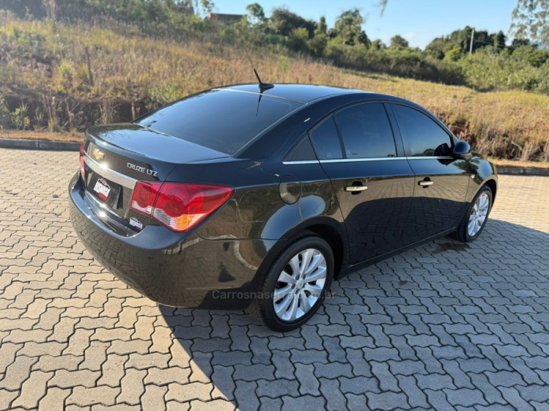 CRUZE 1.8 LTZ 16V FLEX 4P AUTOMÁTICO - 2014 - BROCHIER
