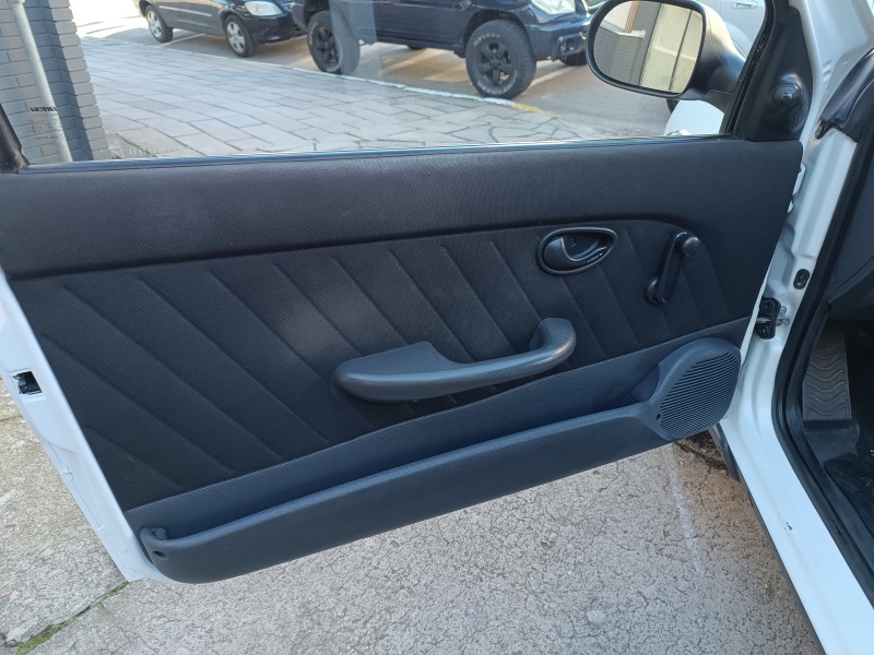 STRADA 1.4 MPI WORKING CE 8V FLEX 2P MANUAL - 2013 - FLORES DA CUNHA