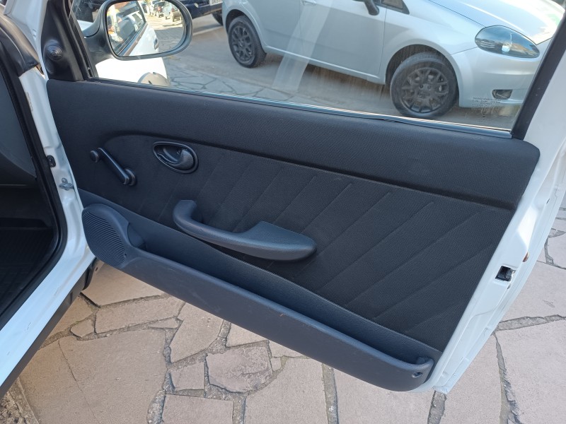 STRADA 1.4 MPI WORKING CE 8V FLEX 2P MANUAL - 2013 - FLORES DA CUNHA