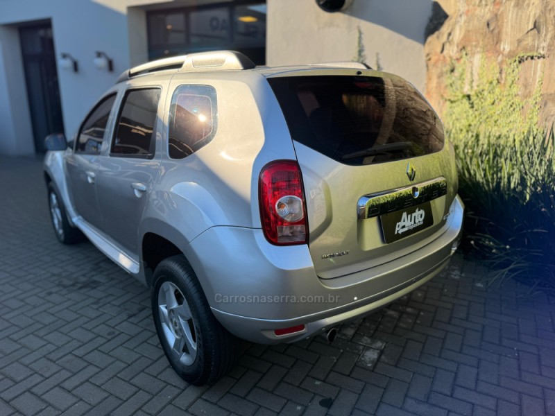 DUSTER 2.0 DYNAMIQUE 4X2 16V FLEX 4P AUTOMÁTICO - 2012 - FARROUPILHA