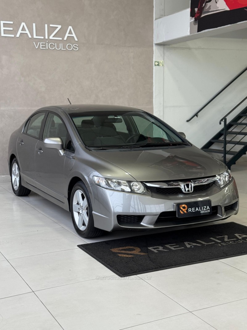 CIVIC 1.8 LXS 16V GASOLINA 4P AUTOMÁTICO - 2010 - SANTA CRUZ DO SUL