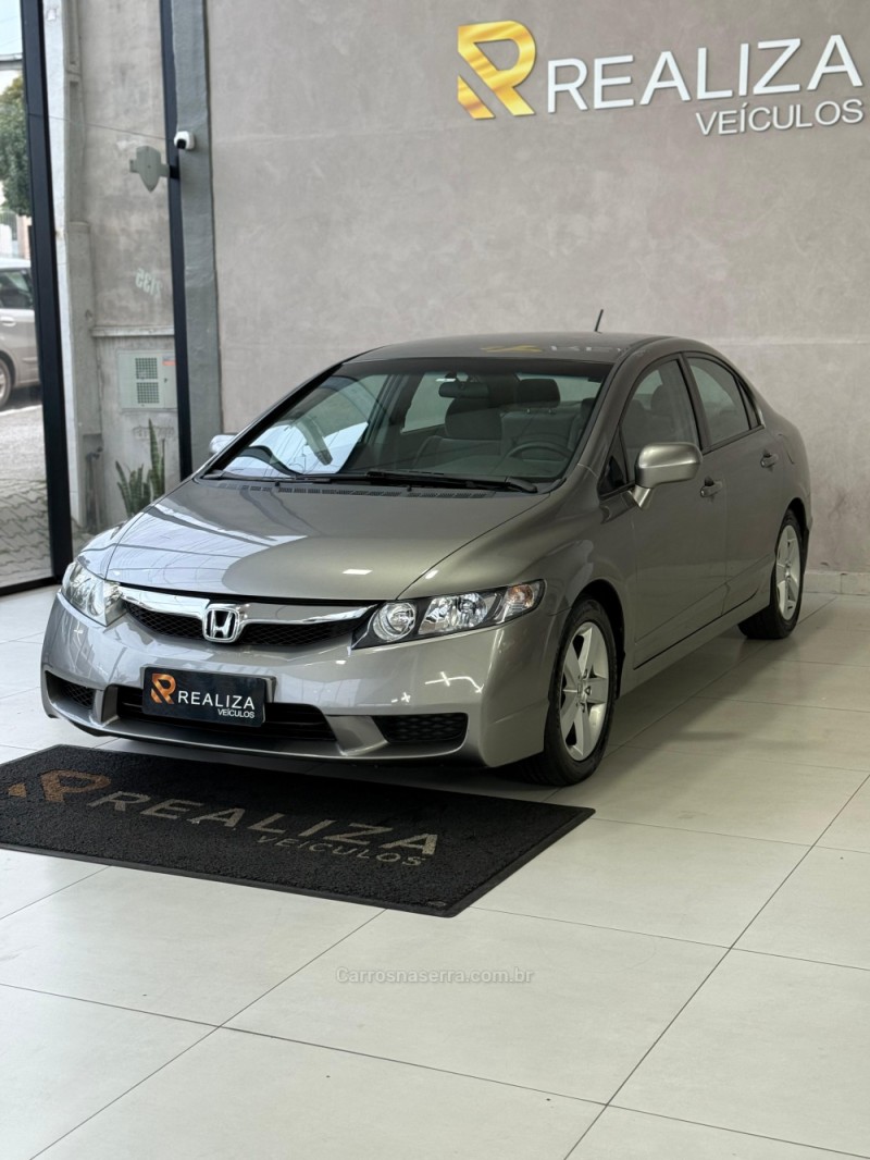 CIVIC 1.8 LXS 16V GASOLINA 4P AUTOMÁTICO - 2010 - SANTA CRUZ DO SUL