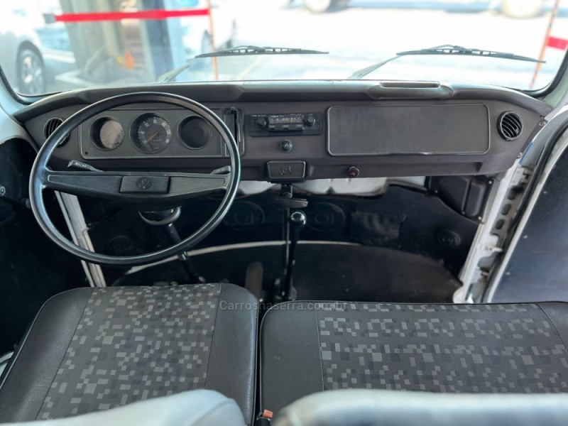 KOMBI 1.6 MI STD LOTAÇÃO 8V GASOLINA 3P MANUAL - 1995 - CAXIAS DO SUL