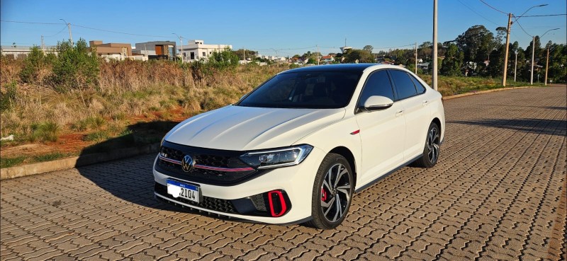 JETTA 2.0 16V TSI GLI 350 GASOLINA 4P AUTOMÁTICO - 2023 - CAXIAS DO SUL