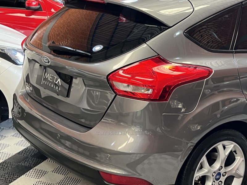 FOCUS 1.6 SE PLUS 16V FLEX 4P MANUAL - 2016 - BENTO GONçALVES