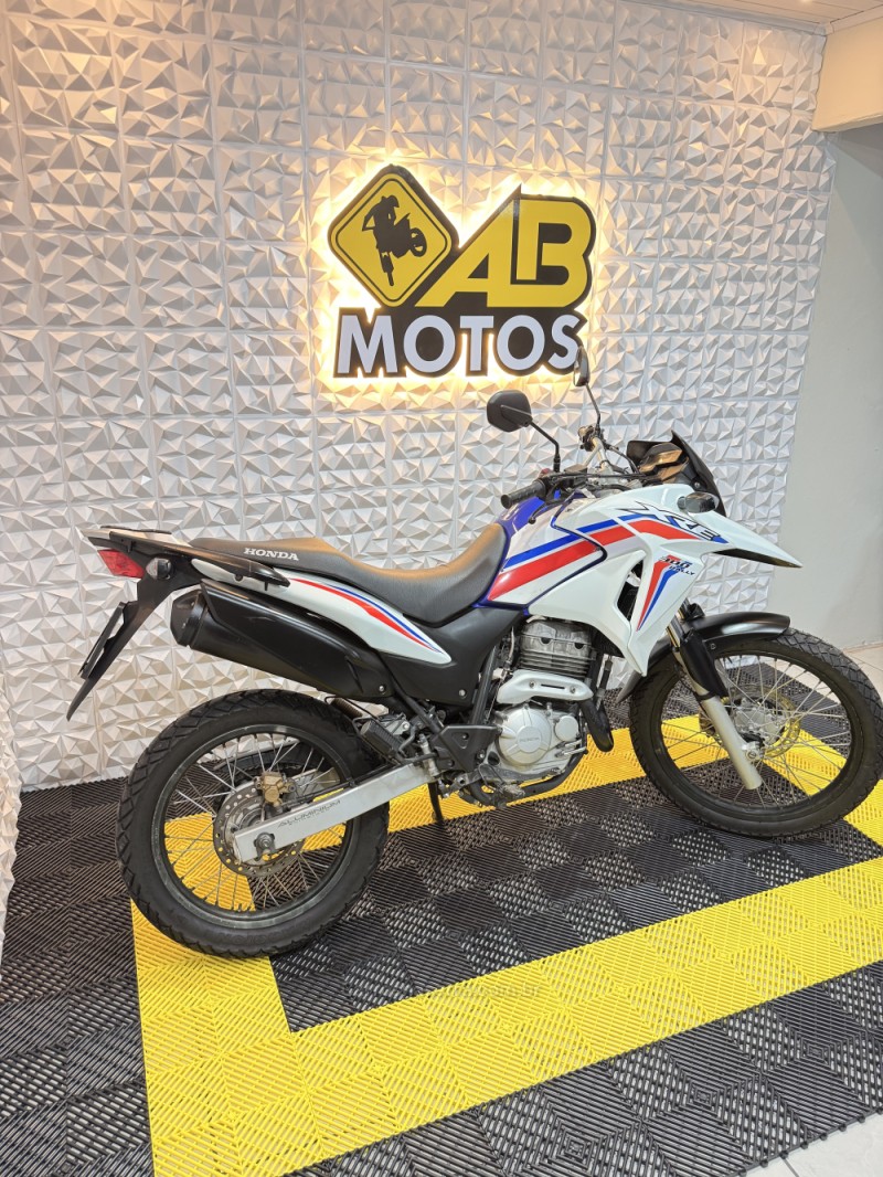 xre 300 2016 caxias do sul
