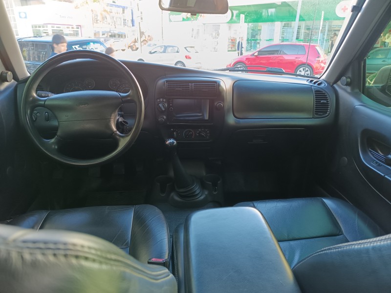RANGER 3.0 XL 16V 4X4 CD DIESEL 4P MANUAL - 2011 - FLORES DA CUNHA