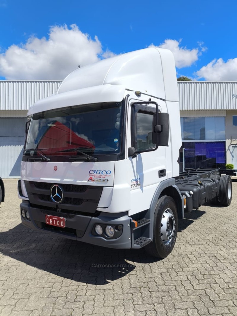 ATEGO 1726  - 2017 - GARIBALDI